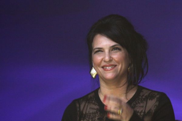 "מודה לה לעד": דנה מודן נפרדת מדודתה שולה מודן