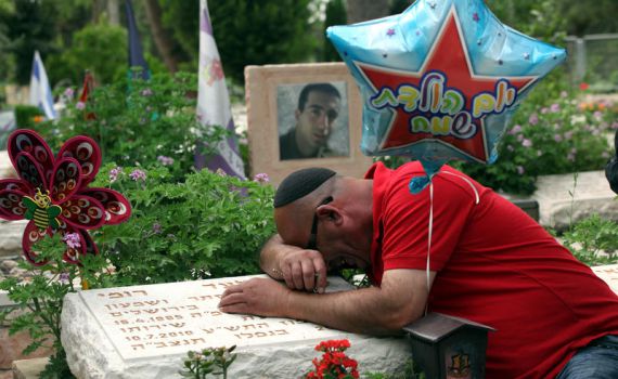 הבוקר משפחות שכולות יגלו: רוצחי יקיריכם משתחררים