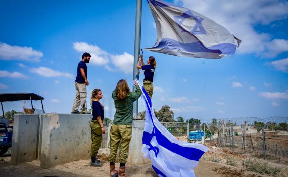 הקרב בניר עם: הנחיית המג"ד הצילה בדיעבד כוחות רבים