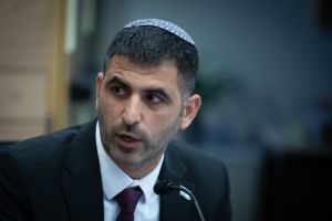 חוק התקשורת נתקע: הייעוץ המשפטי עוצר את מהלך קרעי