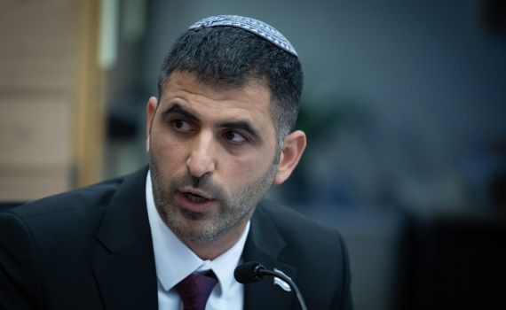 השר קרעי ישתתף בהפגנת החרדים נגד גיוס