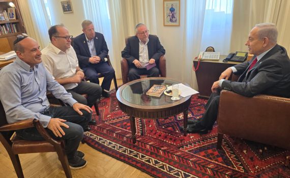 נתניהו מבטיח: “לא משחררים מחבלים עד שאחרון החטופים חוזר״