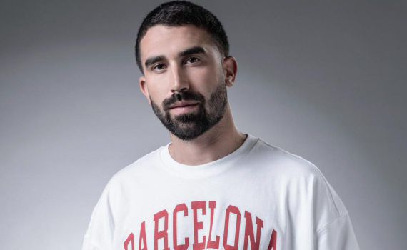 "שהשם ישמור עלייך": בן צור מוציא שיר חדש על אמונה ואהבה