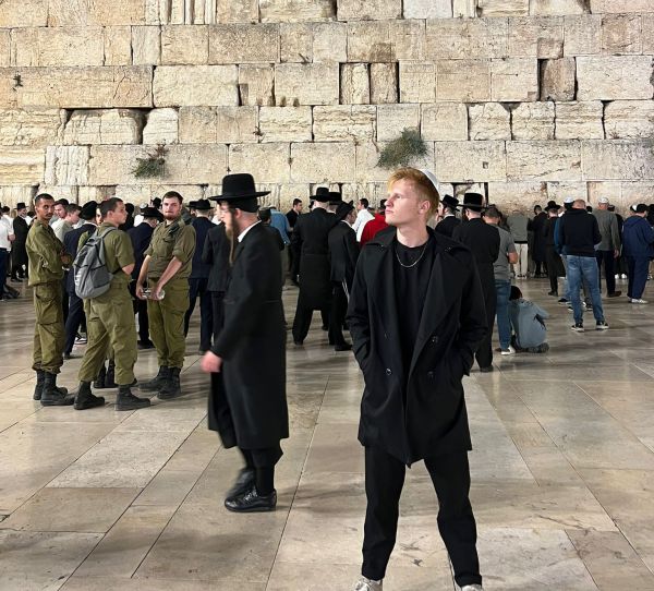 "חיפשתי מקום לברוח אליו": אור עמרמי ברוקמן בשיר אישי במיוחד