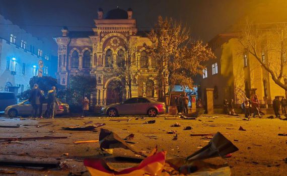 תוך יממה: 2 בתי כנסת באוקראינה נפגעו בתקיפות רוסיות