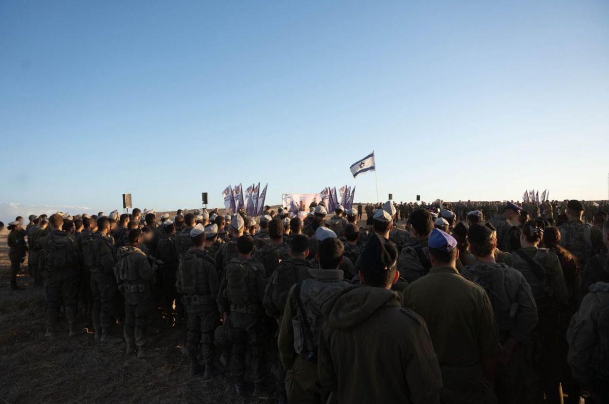 “תנצרו את הרגע הזה”: דברי הפרידה המרגשים של מפקד גדוד צבר