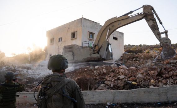 חמישה חודשים אחרי: נהרס בית המחבל שרצח את צאלה גז. צפו