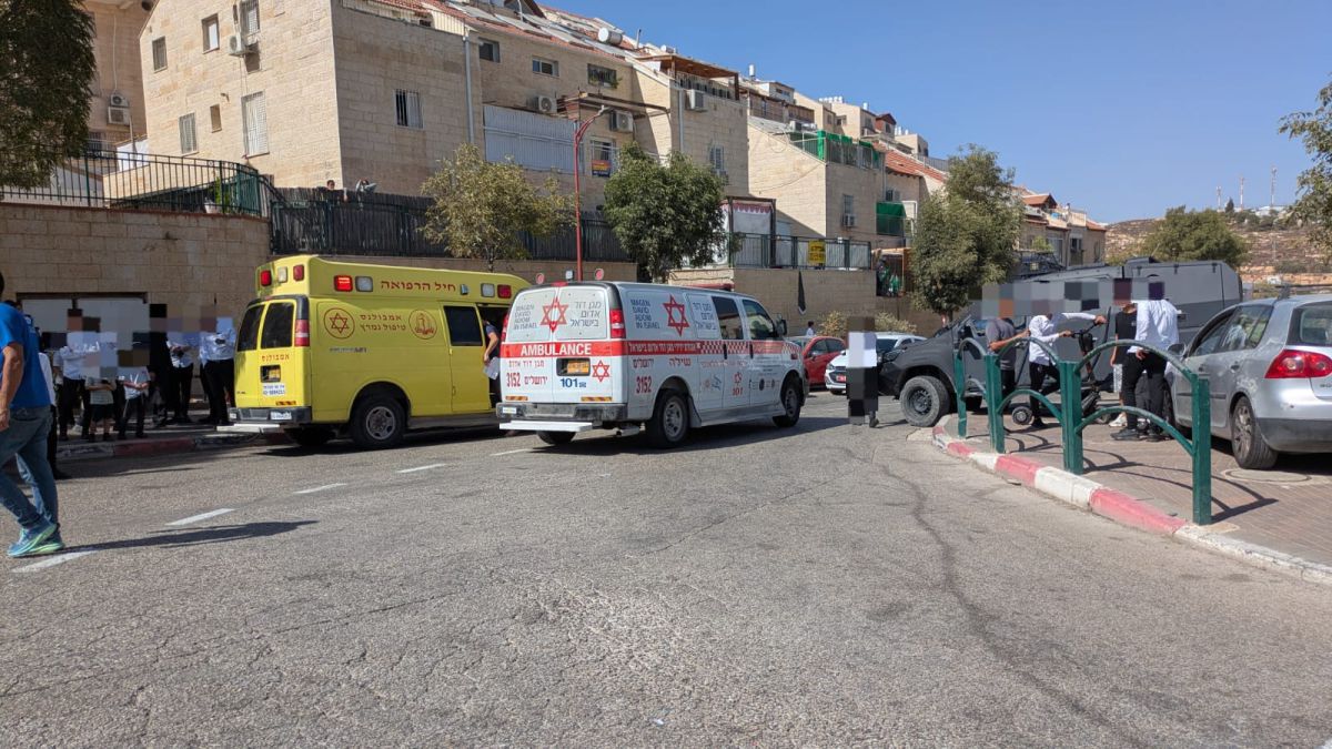 שריפת ענק פרצה בסוכה והתפשטה לבניין: 21 לכודים חולצו