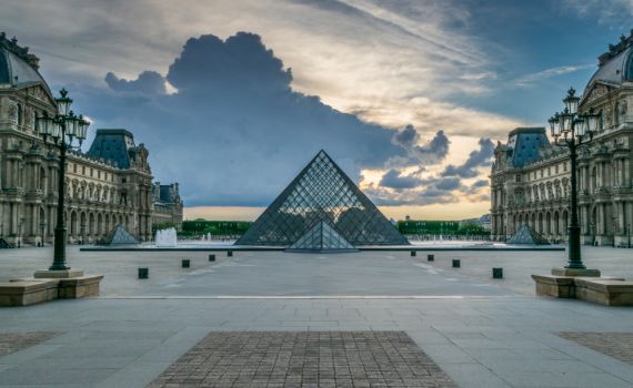 לראשונה מאז השוד: מוזיאון הלובר נפתח מחדש לציבור