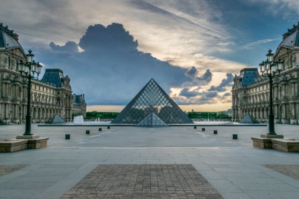 לראשונה מאז השוד: מוזיאון הלובר נפתח מחדש לציבור