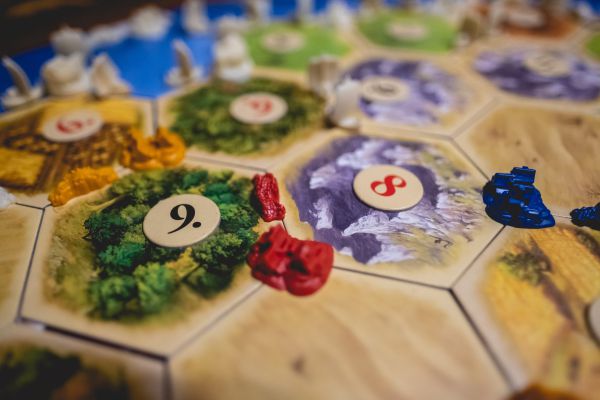 אוהבים קטאן? המשחק יהפוך לסדרה בנטפליקס