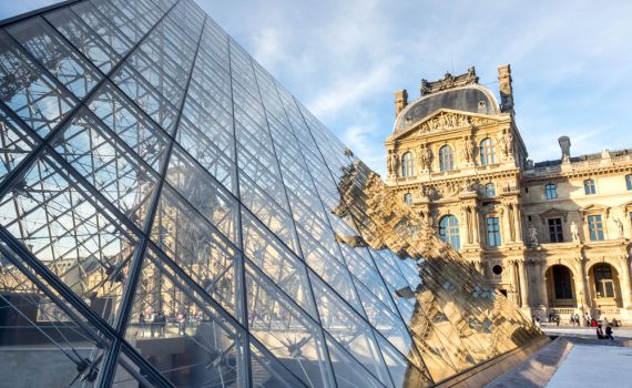 צרפת בהלם: זה שווי הנזק מהשוד במוזיאון הלובר