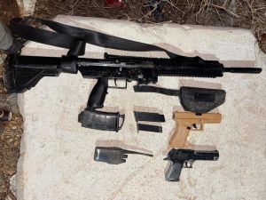 מסתערבי מג"ב עצרו מחבל בשומרון ותפסו אמצעי לחימה