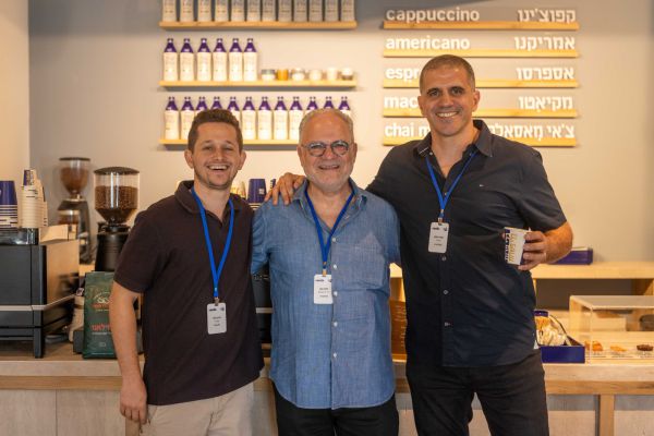 לא להאמין שזה פרווה: הכירו את החלב החדש של גד ו-Remilk