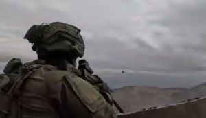 צפו בתיעוד: רגעי החיסול של המחבל מהפיגוע באזור התעשייה בראון