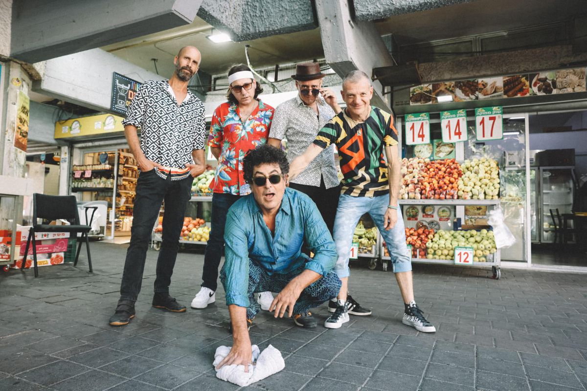 איזה קאמבק היה לי סמואל: להקת השמחות באלבום חדש