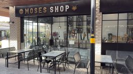 עם פתיחת הסניף בסביון: רשת מוזס שופ הופכת לכשרה