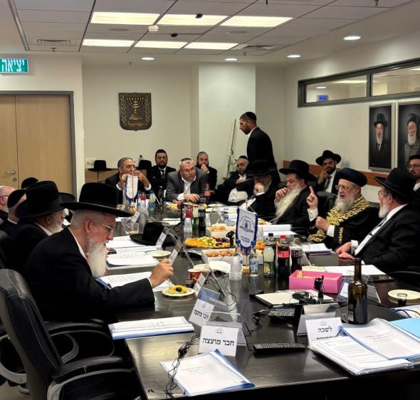 הרבנות הראשית בכינוס חירום: "רואים בחומרה את התערבות בג"ץ"