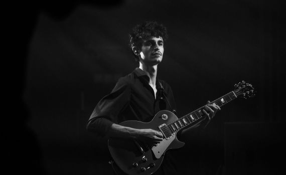 תושב בארי: "השיר מוקדש לכל מי שהיסס לספר היכן גדל"