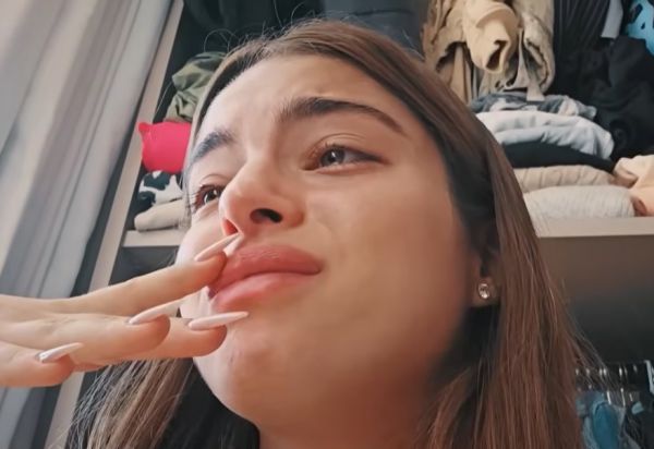 "אני נועה קירל": זו סדרה דוקומנטרית – אז למה זה מרגיש מבוים?