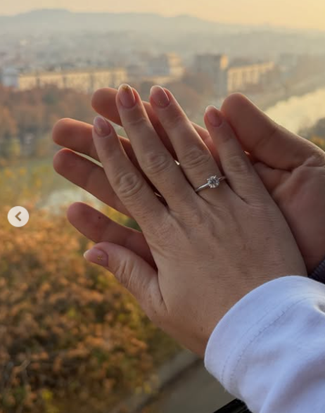 מזל טוב: כוכבת האח הגדול התארסה