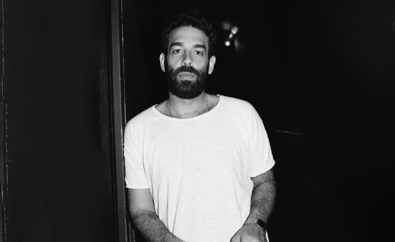 איך רביד פלוטניק הפך לראפר המצליח בארץ? הסרט שמציג הכל