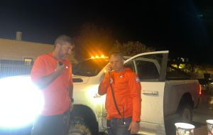 במזג אוויר קשה: מטיילת חולצה בנחל תקוע. צפו