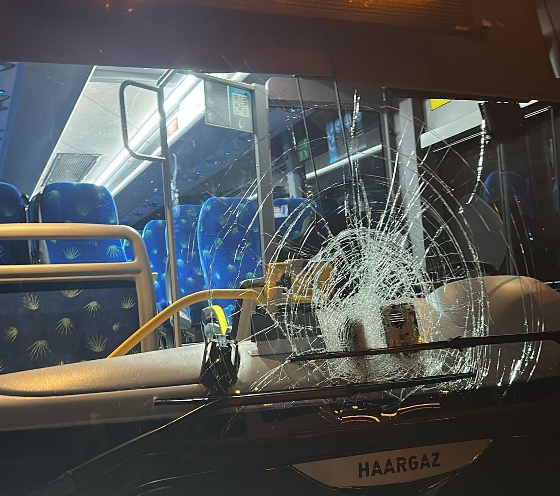 מסע הרס בבני ברק: בן 15 עקר מצלמות , נתפס - ותקף שוטרים