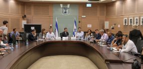 הלומת קרב בכנסת: פוסט-טראומטית שמסתובבת ברחובות, היא טרף קל