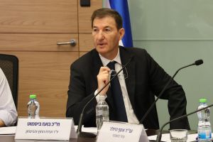 ביסמוט ליועמ"שית: "מוזמנת לבוא לכנסת כאזרחית"