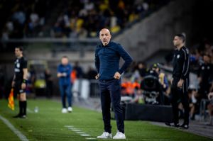 דיווח: ז'ראקו לאזטיץ' שוקל להגיש התפטרות: "הקו האדום נחצה"