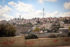 הטרור מכה בפעם השמינית בבניין 35 בקרית ארבע