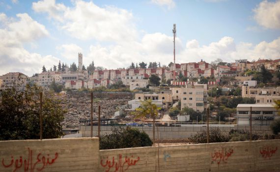הטרור מכה בפעם השמינית בבניין 35 בקרית ארבע