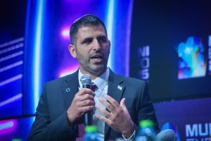 תחנות ארציות חדשות: הרפורמה ברדיו יוצאת לדרך