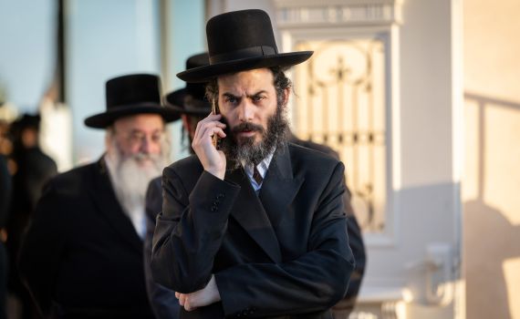 פרקליט המדינה נגד בבצ׳יק: האיש החזק ביהדות התורה יעמוד לדין?