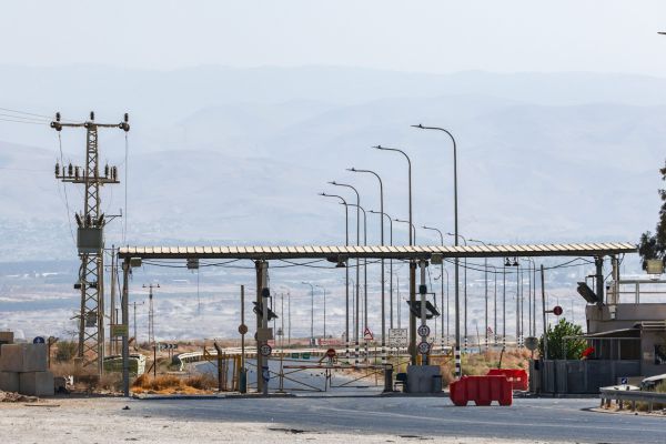 חודשיים אחרי הפיגוע הרצחני: מעבר אלנבי יפתח מחדש