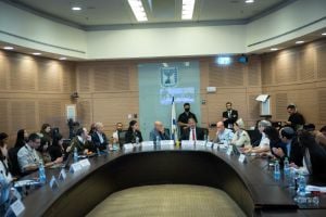 בכירי ביטחון נגד עונש מוות למחבלים: "יוביל לעלייה בחטיפות"