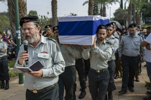 עומר נאוטרה הובא למנוחות: "הגנת עלינו בגופך ובכל מאודך"
