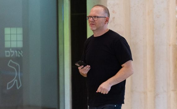 חקירת אביעד גליקמן: זאת ההוראה של המשטרה לעיתונאי