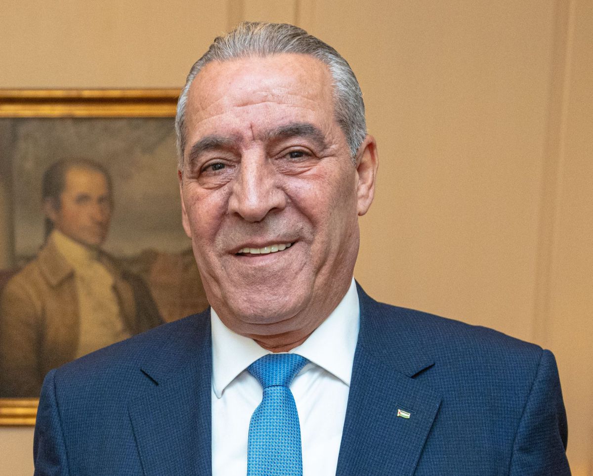 אחרי שיחת נתניהו ופוטין: השגריר הרוסי נפגש עם בכיר הרש"פ