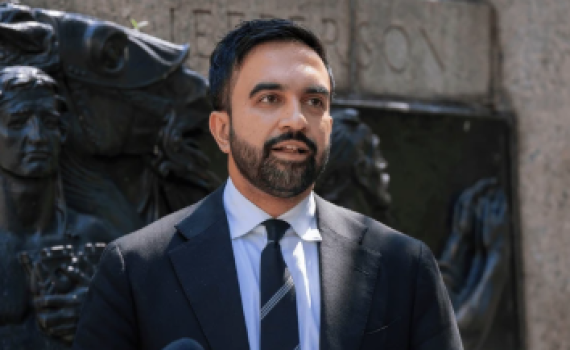 סיכוי לשפיות: המועמד המוסלמי לראשות ניו יורק מאבד גובה