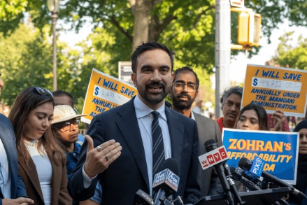 איומי פצצות בקלפיות בניו יורק: ממדאני מאשים את טראמפ