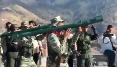 מהגגות: וונצואלה מכינה הגנה אווירית לקראת תקיפה אמריקנית