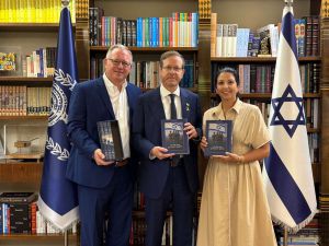 נשיא המדינה יצחק הרצוג במפגש עם נציגי עמותת "מנציחים"