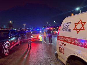 אירוע ירי חריג בתל אביב: פעולות החייאה בצעיר בן 20