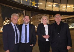 חברי מפלגת השלטון האירופית: "תומכים בכם, ניפגש בשומרון"