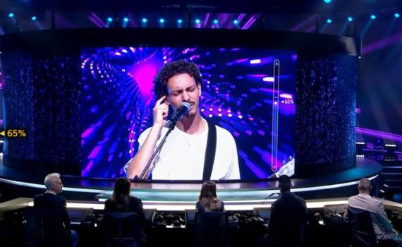 הבן של צביקה הדר כובש את "הכוכב הבא" – ומסעיר את הרשת