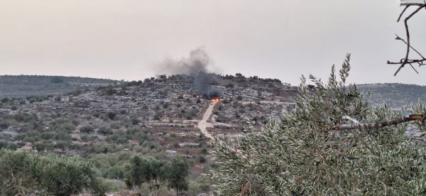 תקיפה בגבעת 'שירת ציון': עשרות ערבים חדרו למתחם, תקפו והרסו