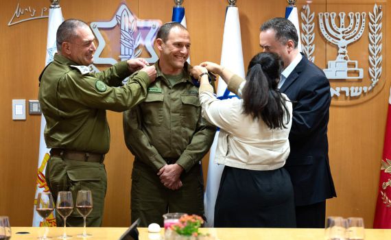 רשמית: איתי אופיר הועלה בדרגות ונכנס לתפקיד הפצ"ר