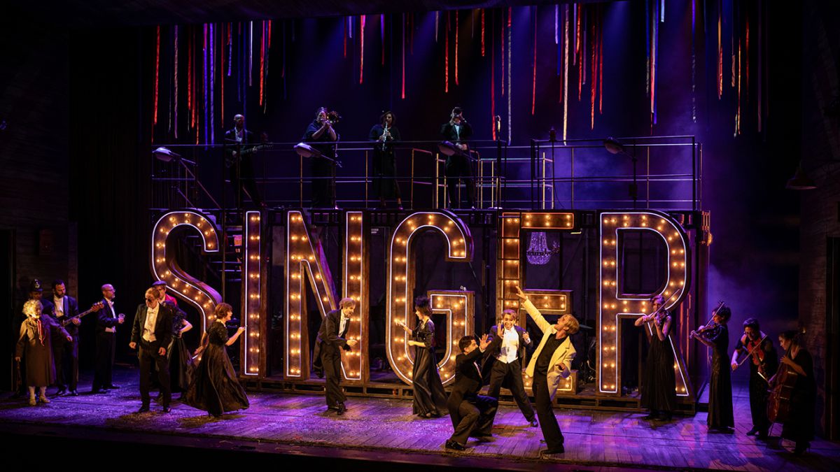 "זינגר" בקאמרי: יצירת מופת תיאטרלית שלא תשכחו לעולם